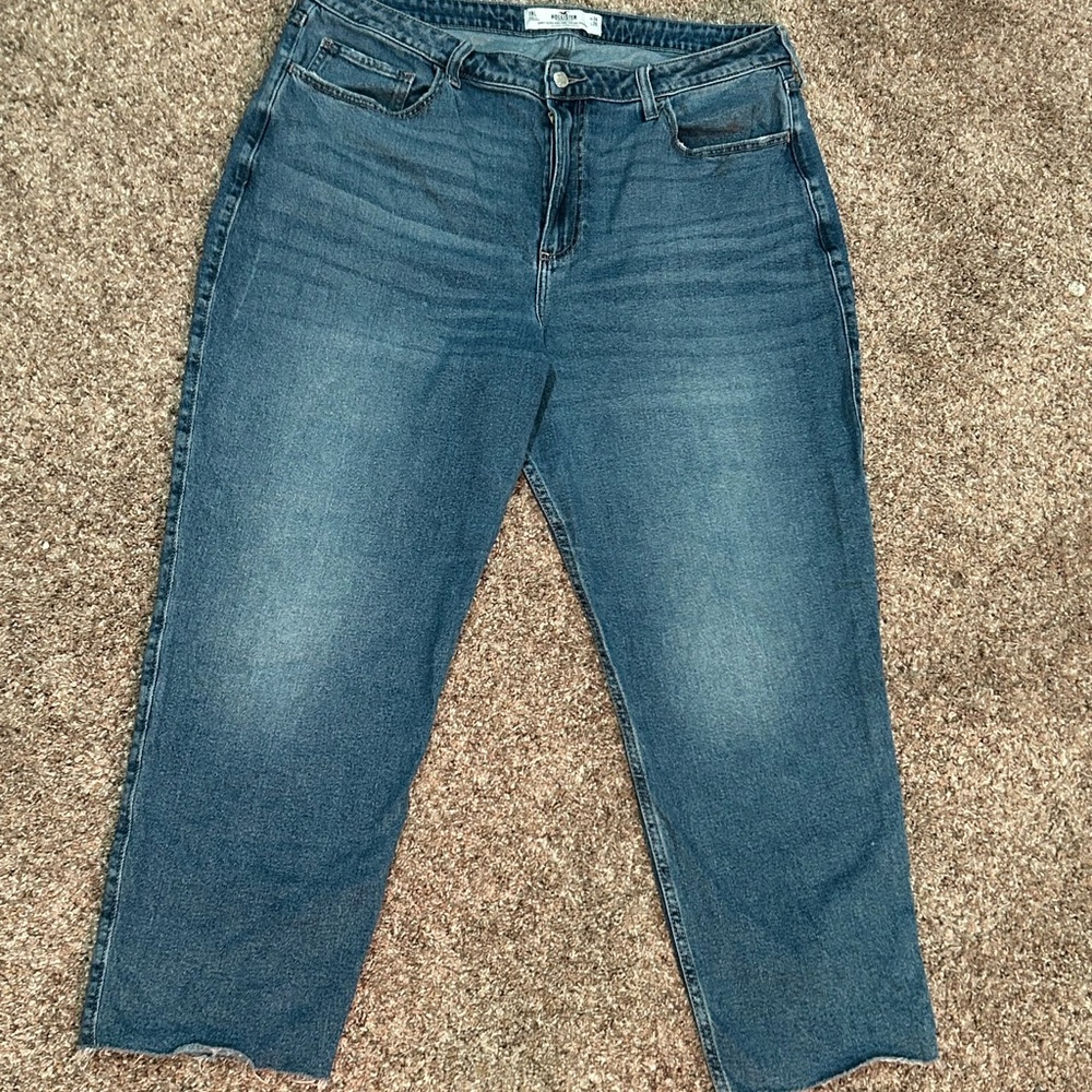 Hollister Blue Straight Leg Jeans Versatile Style